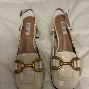 Cream Croc-Embossed Slingback Loafers with Gold Hardware